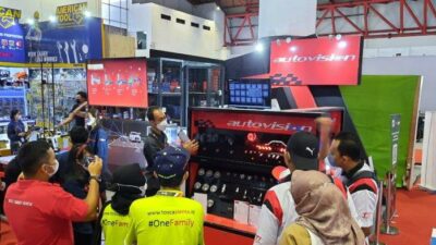 Akhir Pekan, Booth Autovision Di IIMS 2022 Ramai Oleh Kunjungan Komunitas Otomotif